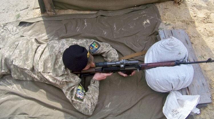 Стали известны лучшие снайперы Украины