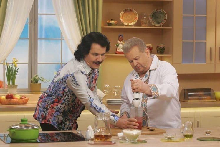 Поплавский запустил собственное кулинарное шоу: фоторепортаж