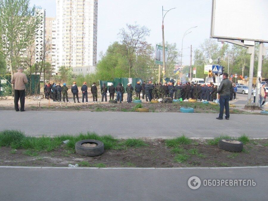 В столкновениях на киевской стройке пострадали две женщины