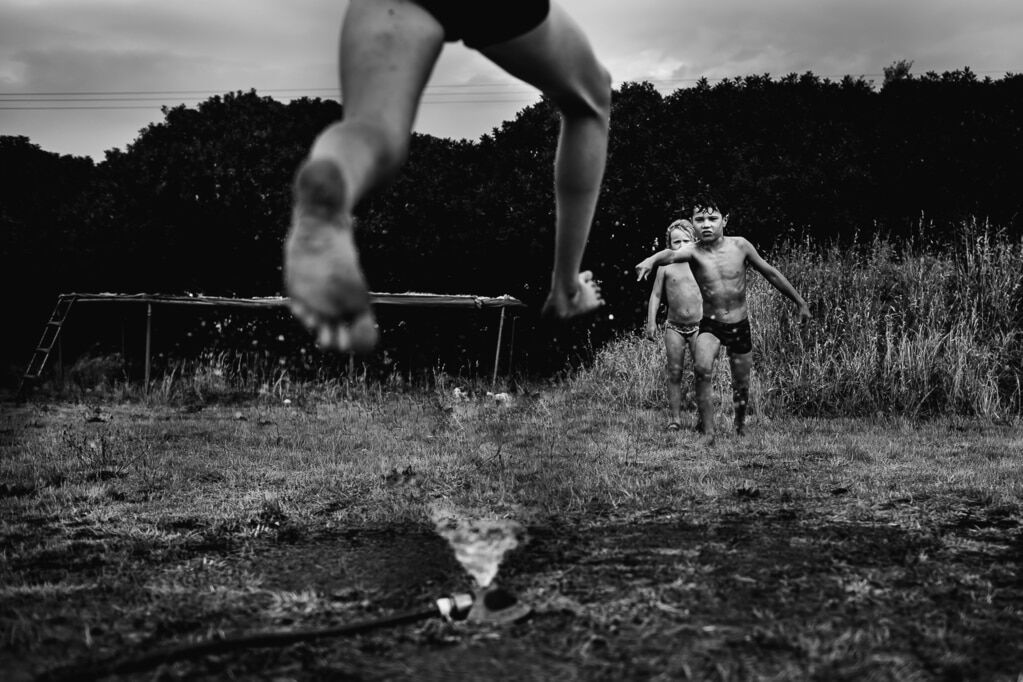 Як ростуть діти без школи, смартфонів та комп’ютерів: унікальний фотопроект