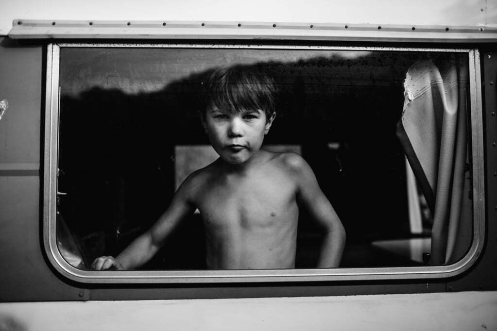 Як ростуть діти без школи, смартфонів та комп’ютерів: унікальний фотопроект