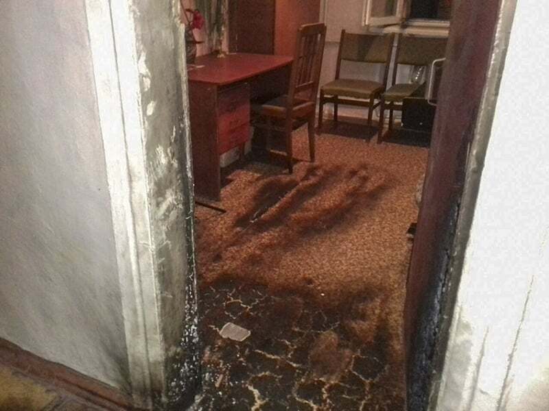 Помста: в Маріуполі хлопець намагався підпалити училище. Фотофакт