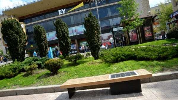 В центре Киева установили "электролавку": опубликованы фото