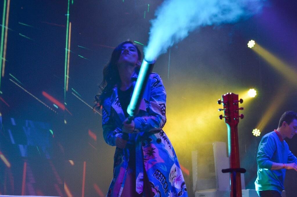 Brunettes Shoot Blondes выступили с первым сольным концертом в Киеве