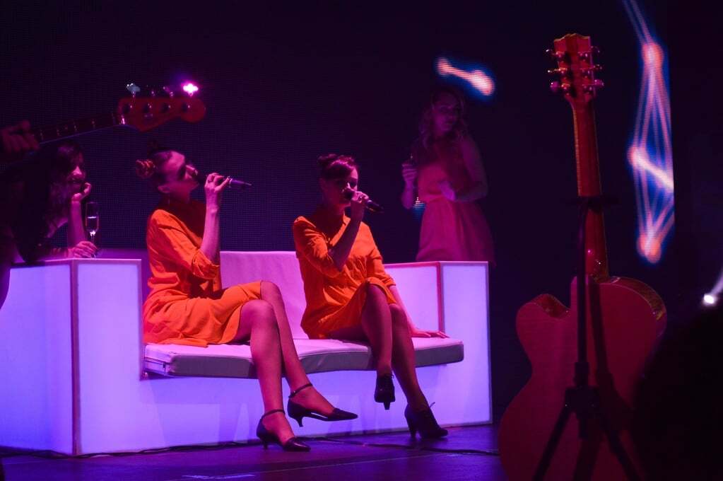 Brunettes Shoot Blondes выступили с первым сольным концертом в Киеве