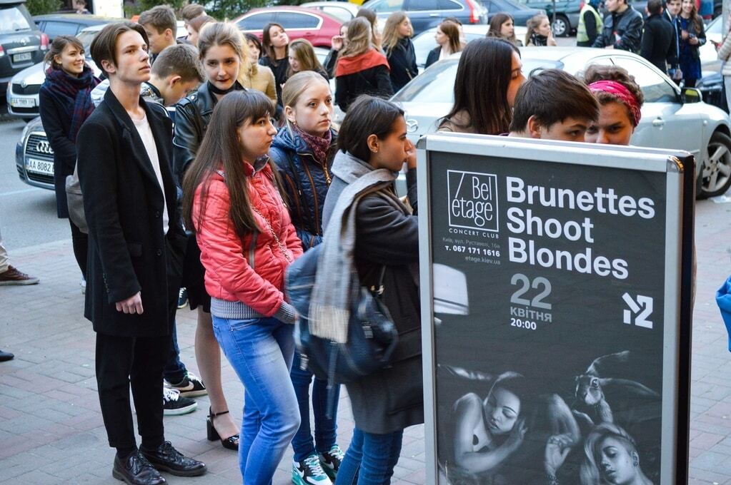 Brunettes Shoot Blondes выступили с первым сольным концертом в Киеве