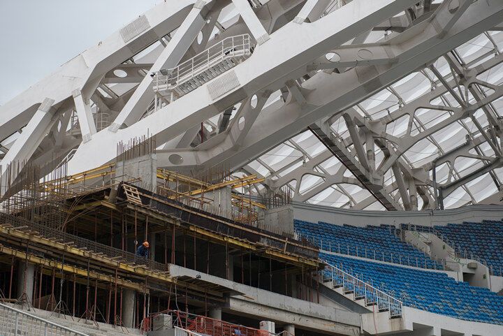 Блогеры показали состояние стадионов в России перед чемпионатом мира по футболу: фотофакт