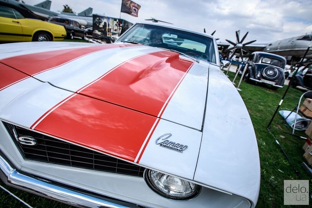 В Киеве показали потрясающие ретро-автомобили: опубликованы фото