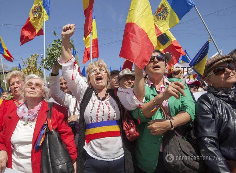 "Майдан" в Молдове: тысячи граждан митинговали против власти