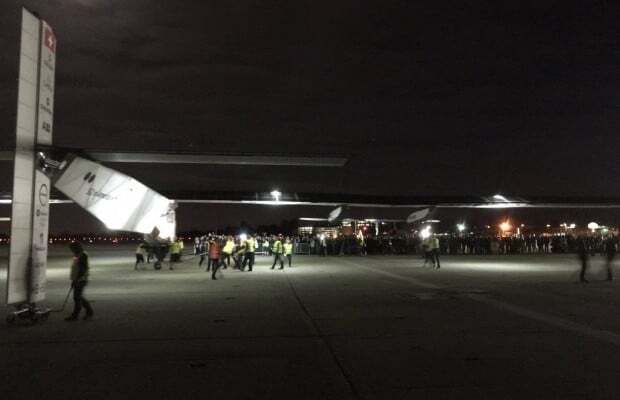 Самолет на солнечных батареях пересек Тихий океан: опубликовано видео