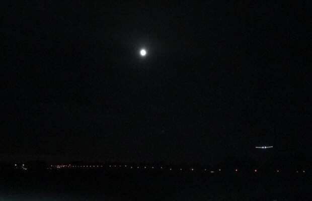 Самолет на солнечных батареях пересек Тихий океан: опубликовано видео