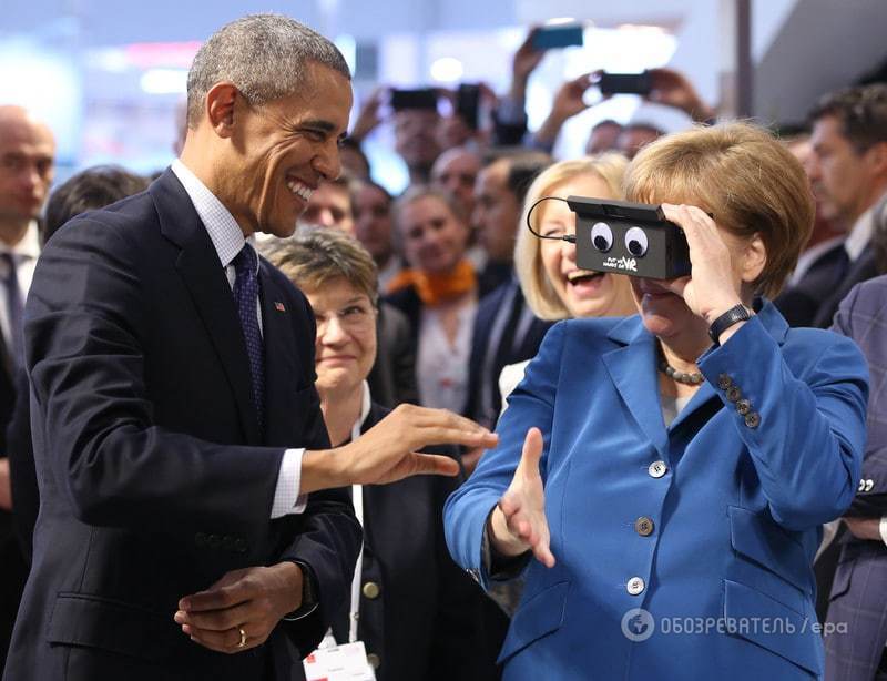 Обама с Меркель примерил очки виртуальной реальности: опубликованы забавные фото