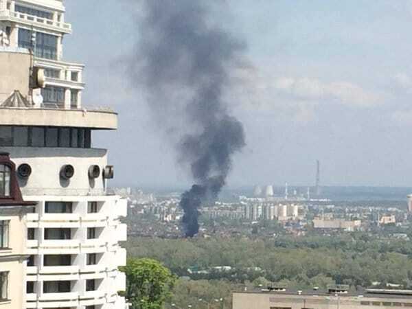 В Киеве ликвидировали масштабный пожар на Русановских садах