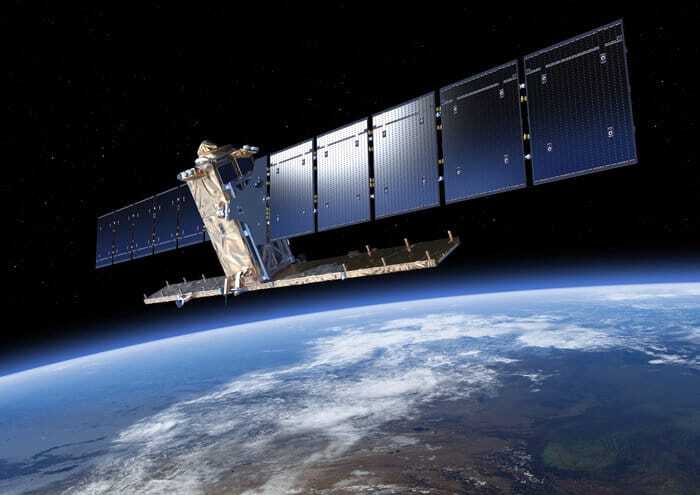 ESА показала яркое видео запуска европейского спутника в космос