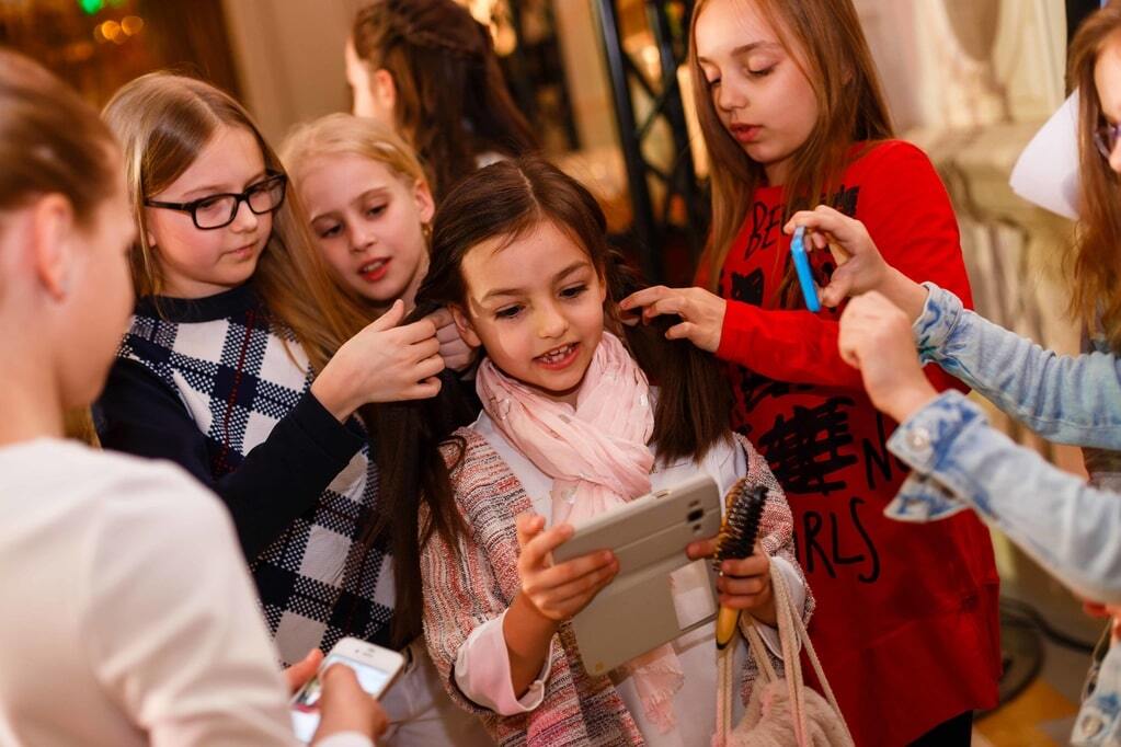 Украинские звезды вышли на подиум с детьми на фэшн-шоу SPECIALyou Fashion Day