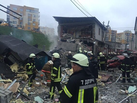 Взрыв в гаражах в Киеве: названа предварительная причина ЧП