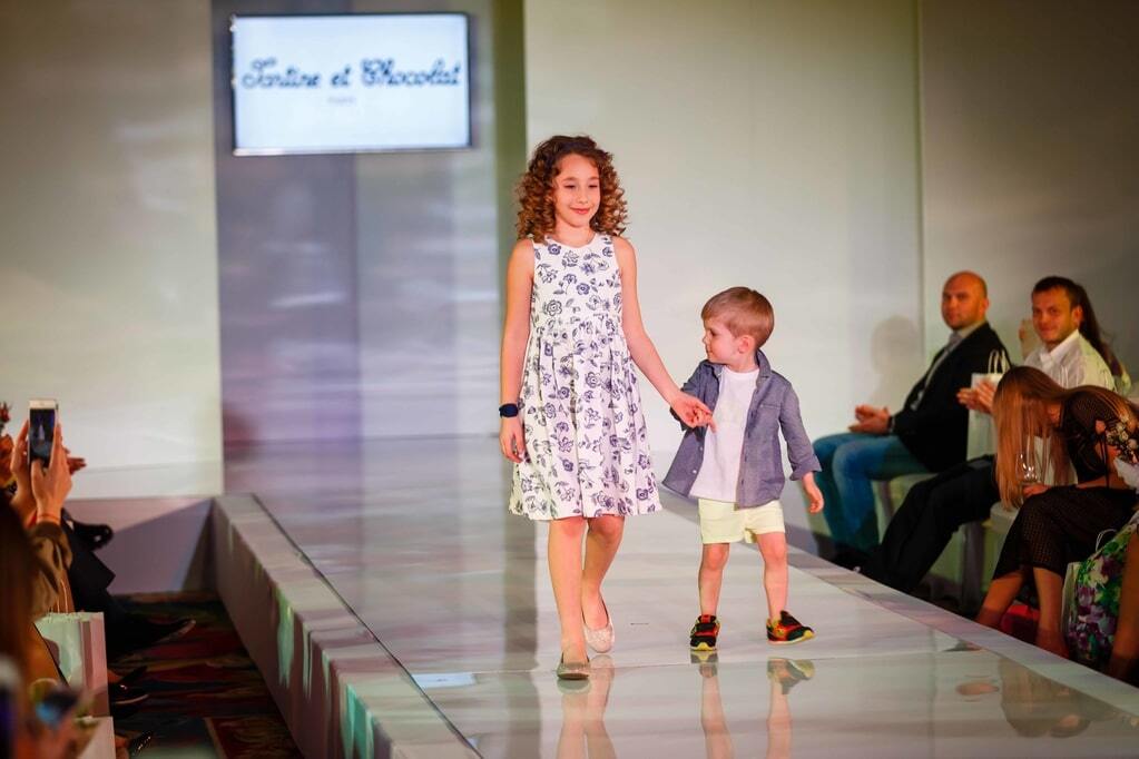 Украинские звезды вышли на подиум с детьми на фэшн-шоу SPECIALyou Fashion Day