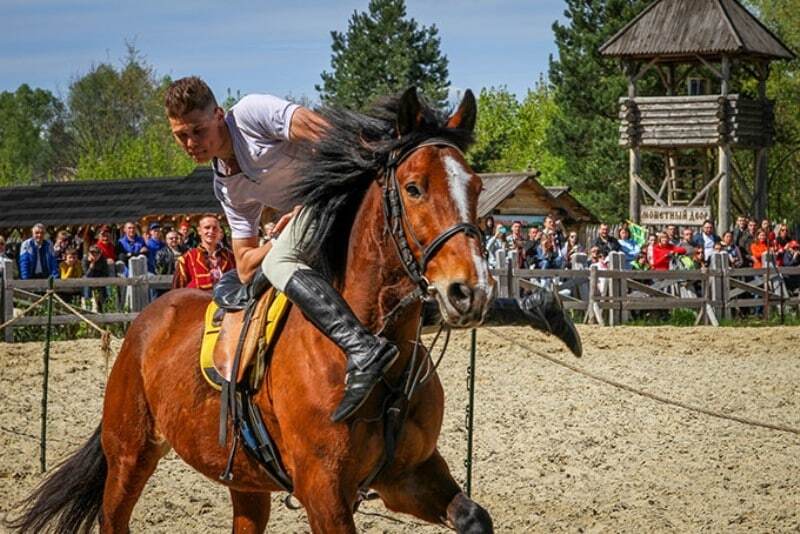 "Кентавры 2016": в Киеве состоялся поединок лучших конных каскадеров