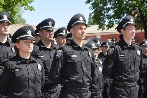 У самому серці України: в Кіровограді склала присягу патрульна поліція