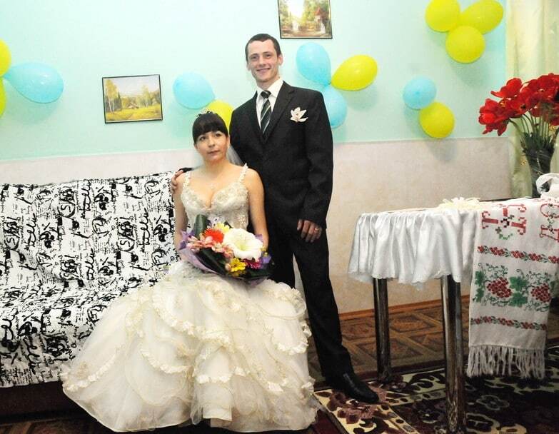 Тюремная свадьба: впервые в Украине пожизненно осужденная вышла замуж
