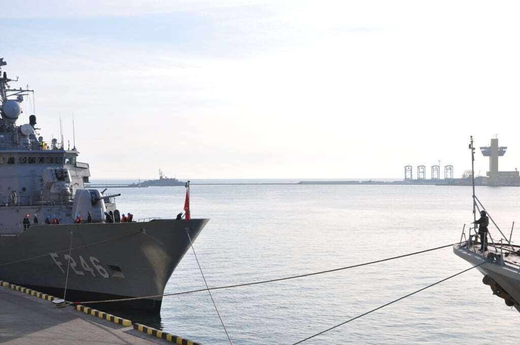 Приймайте гостей: кораблі ВМС Туреччини зайшли в Одеський порт