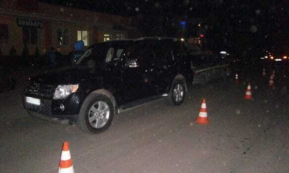 Не понравились маячки: в Хмельницкой области джип подрезал авто полиции