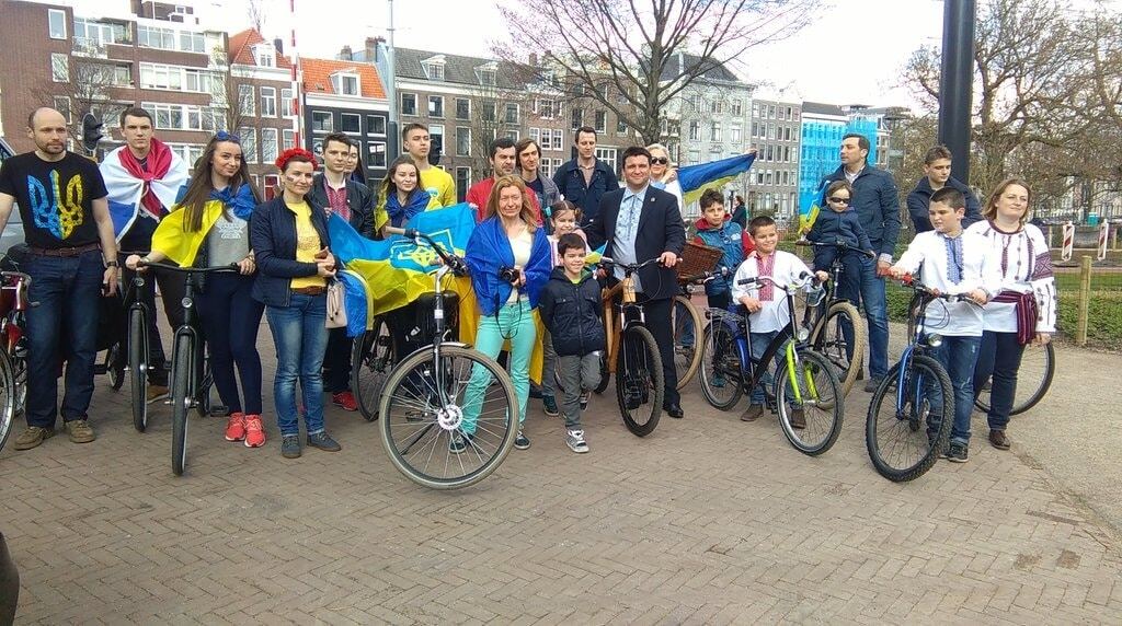 В Амстердаме стартовал международный велофлешмоб "за Украину"
