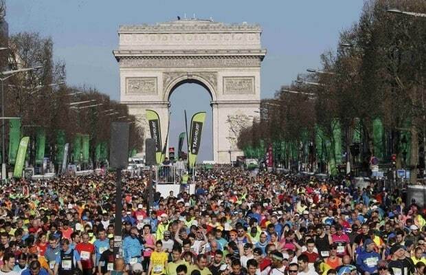 В Париже при жестких мерах безопасности прошел один из старейших марафонов мира