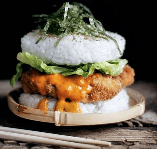Суши-бургеры: новое блюдо стало настоящим гастрономическим хитом 