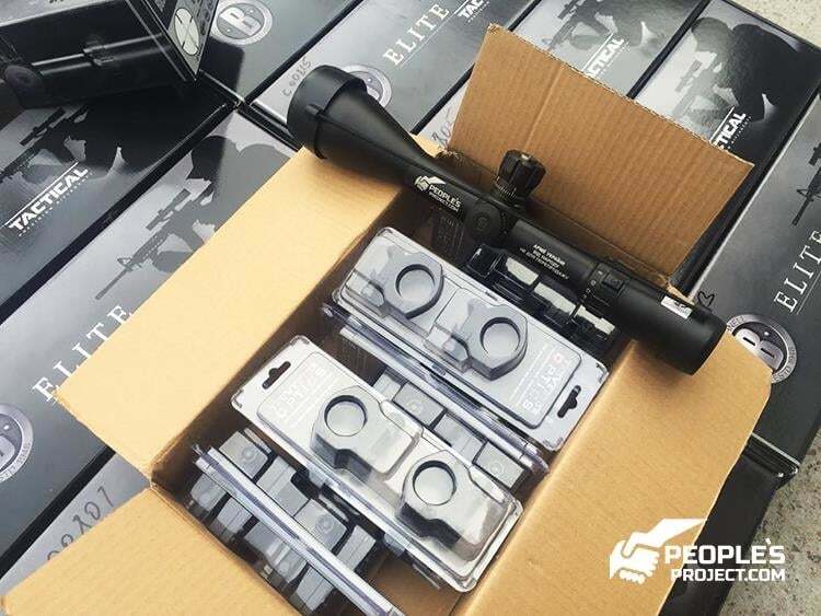 Волонтеры передали пехотинцам прицелы на четверть миллиона гривен