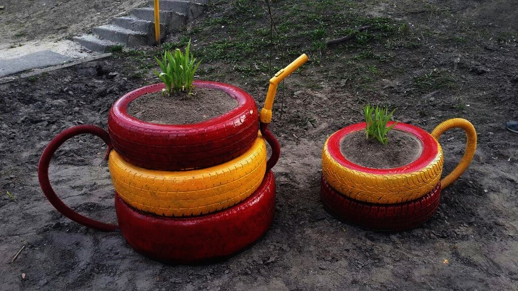 У Києві з'явилася креативна клумба для чаєманів: опубліковані фото