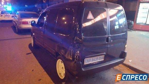 У Києві п'яний водій протаранив 3 автівки: є постраждалий
