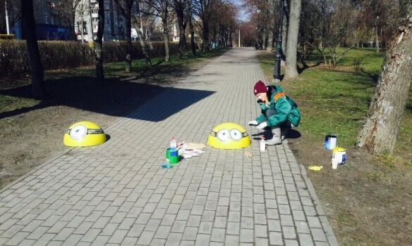 Angry birds и миньоны: в киевских парках поселились мультгерои. Фотофакт