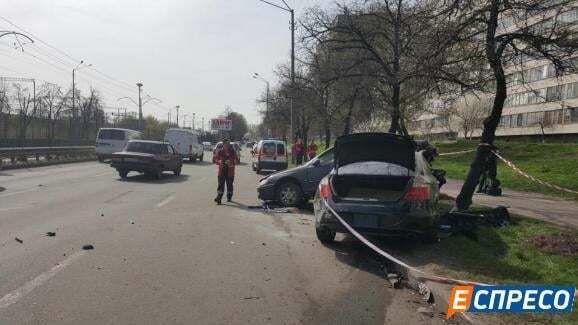 Смертельна ДТП на вулиці Борщагівській у Києві: стали відомі подробиці