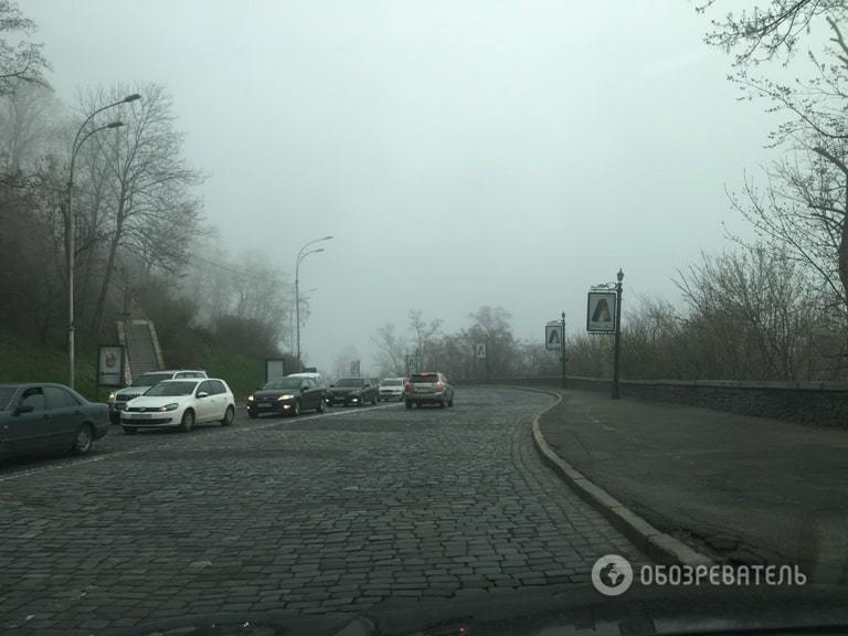 Київ вранці огорнув густий туман: опубліковані фото - 8 квітня 2016