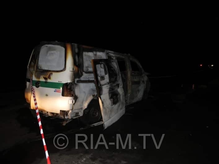 Напад на інкасаторів: у Мелітополі обстріляли і спалили авто з охоронцями. Фоторепортаж