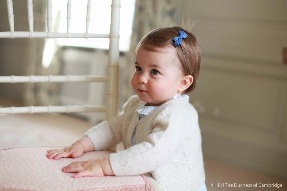 Скоро годик: в сети появились милые фото дочери принца Уильяма 
