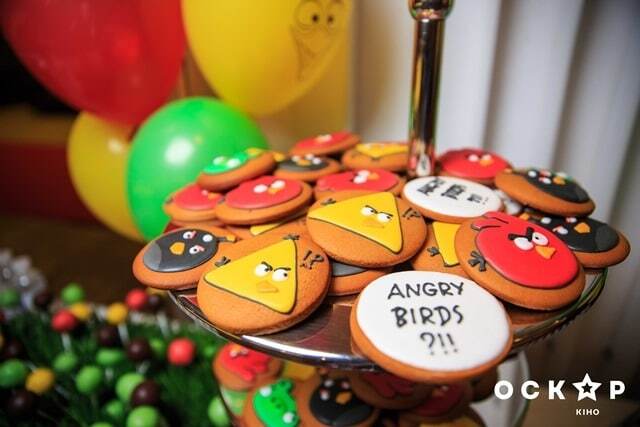 Осадчая и Зеленский были замечены на премьере Angry Birds 