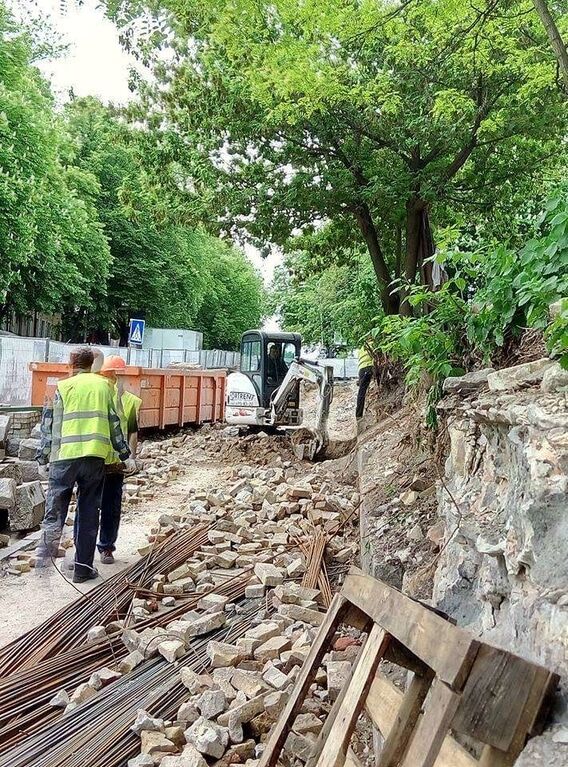 В Киеве разрыли фундаменты города Владимира: опубликованы фото