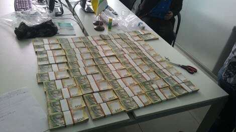 На Сумщине председателя сельсовета задержали на взятке в 2,6 млн грн. Опубликованы фото