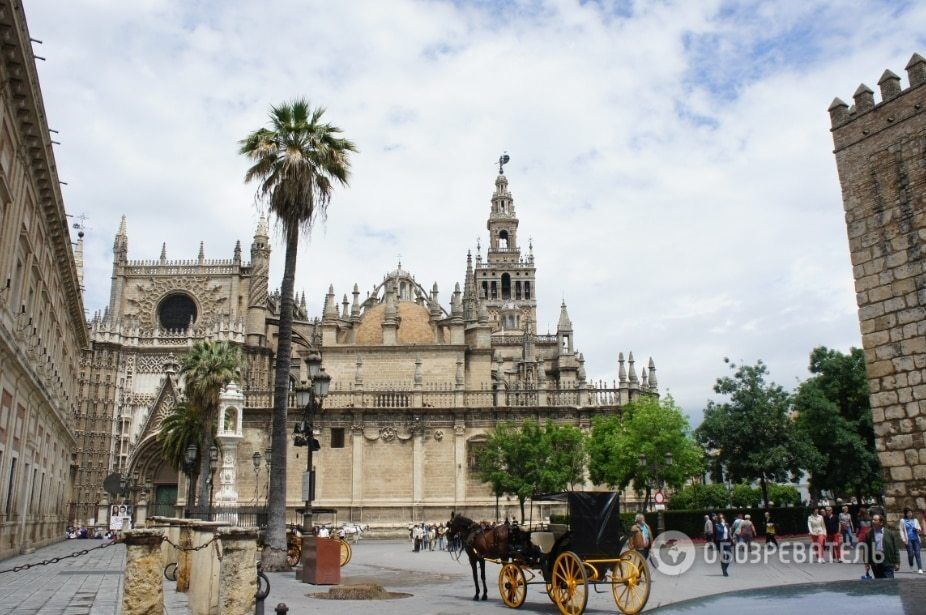 Дворцы, мечети и коррида: ради чего стоит поехать в Севилью