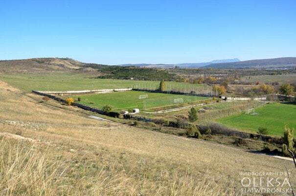 В соцсетях показали, во что оккупанты превратили футбол в Крыму: фотофакт