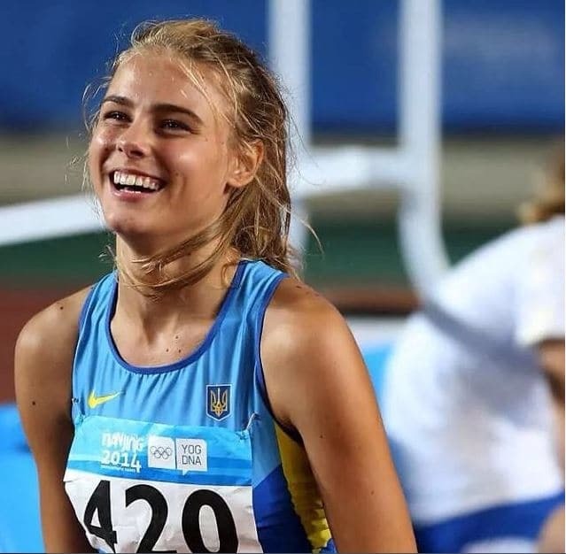 18-летняя украинская чемпионка покорила интернет своей красотой: роскошные фото