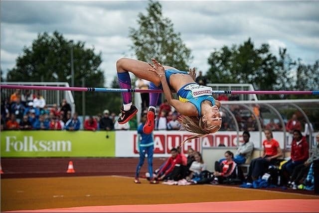 18-річна українська чемпіонка підкорила інтернет своєю красою