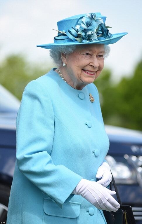 Королева Єлизавета не стримала сліз на публіці