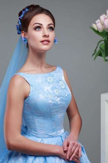 "Холостяк-6": после скандала с голыми фото участница "стала" ангелом