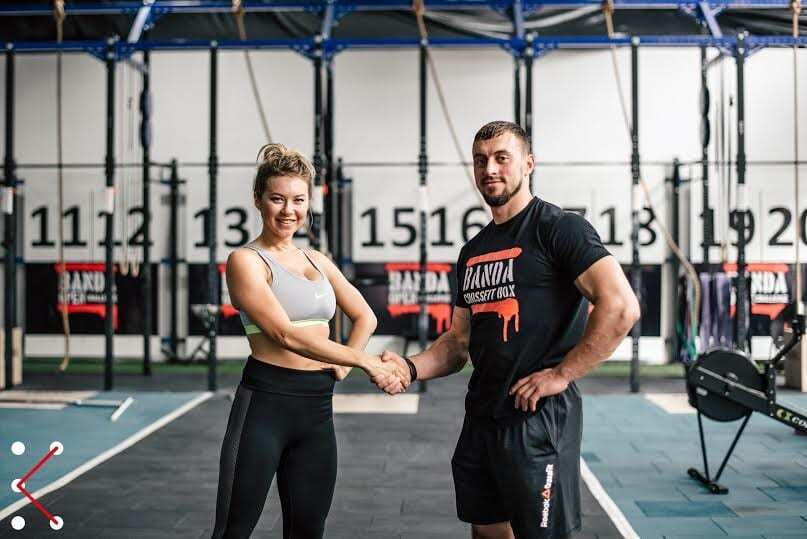 Кроссфит с супругой Ступки: методика занятий для всех групп мышц