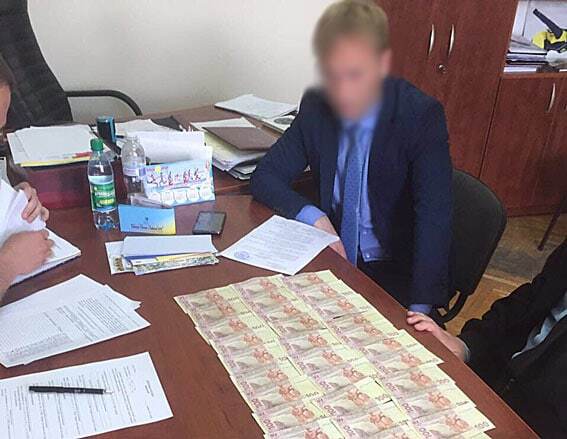 В Одессе подчиненные Саакашвили "погорели" на взятках: фотофакт