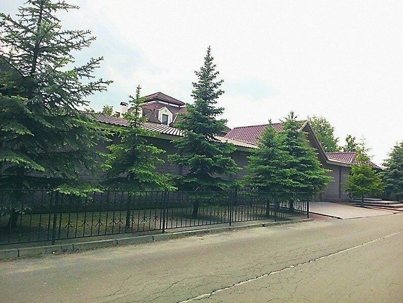 Сосед Порошенко: СМИ узнали о новом доме Гройсмана