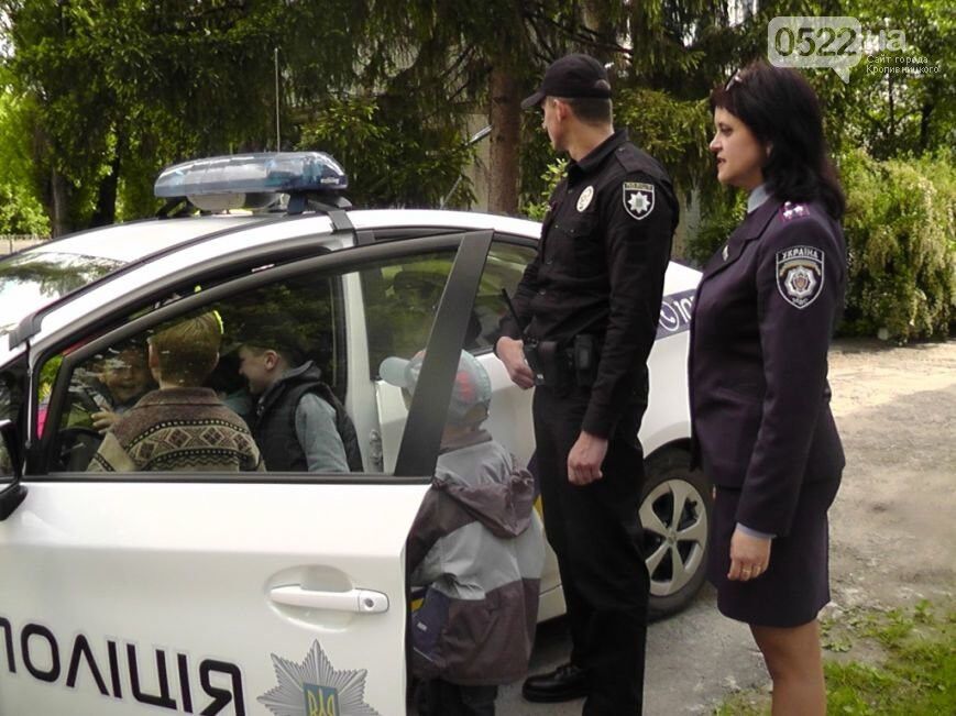 Полицейские Кировоградщины учат детей дорожной грамоте